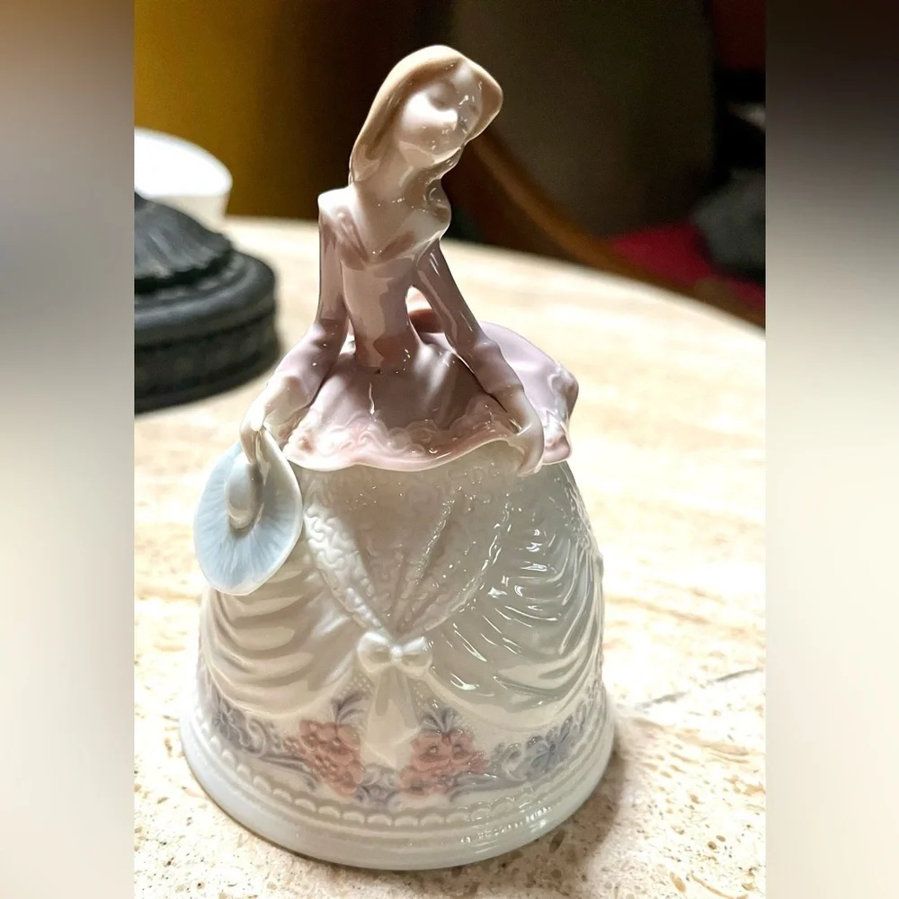Lladro sounds summer